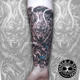 Artista Josep Juárez Estamos en c/ Mare de Deu de Montserrat 50, local derecha Granollers. Barcelona. #granollers #tattoogranollers #granollerstattoo #blackandgreytattoo #ink #tattoo #doblejtattoo #realtattoo #realismtattoo #nofilter #barcelonatattooartis