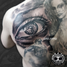 Artista Josep Juárez Estamos en c/ Mare de Deu de Montserrat 50, local derecha Granollers. Barcelona. #granollers #tattoogranollers #granollerstattoo #blackandgreytattoo #ink #tattoo #doblejtattoo #realtattoo #realismtattoo #nofilter #barcelonatattooartis